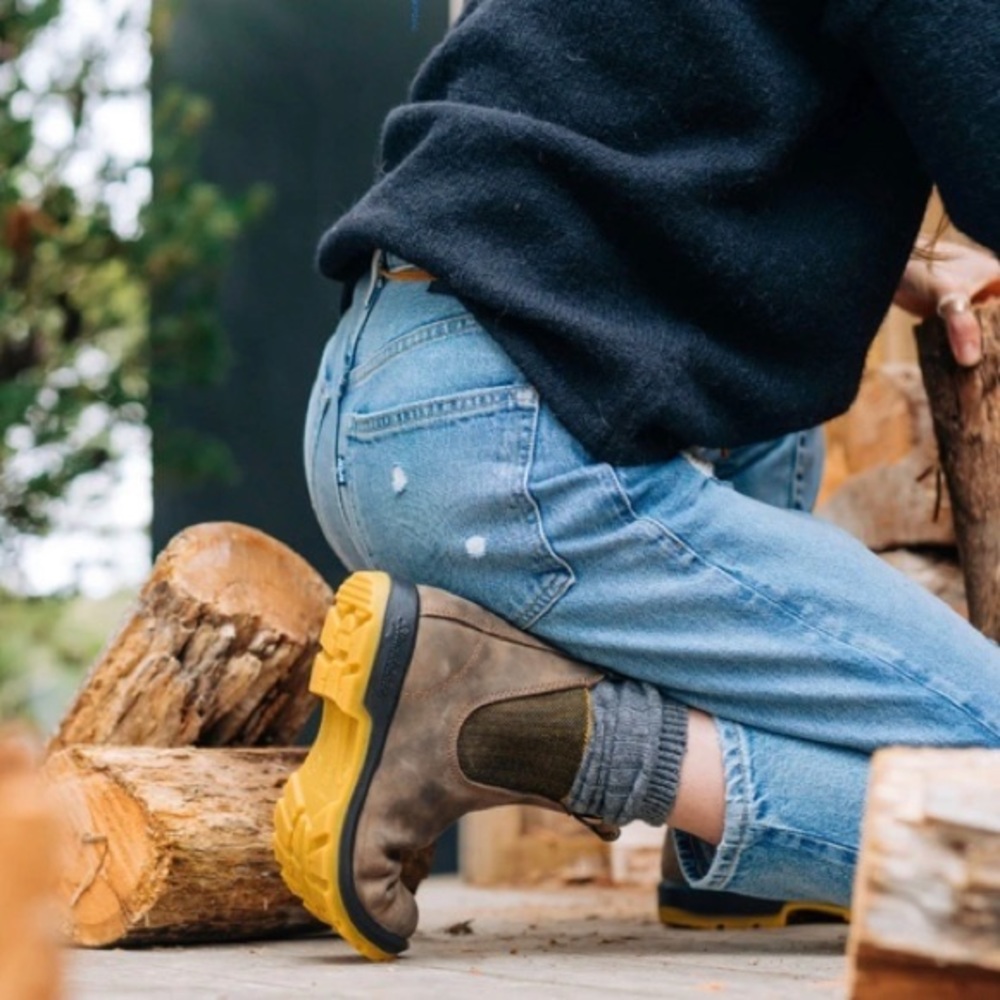 Blundstone boots with yellow sole